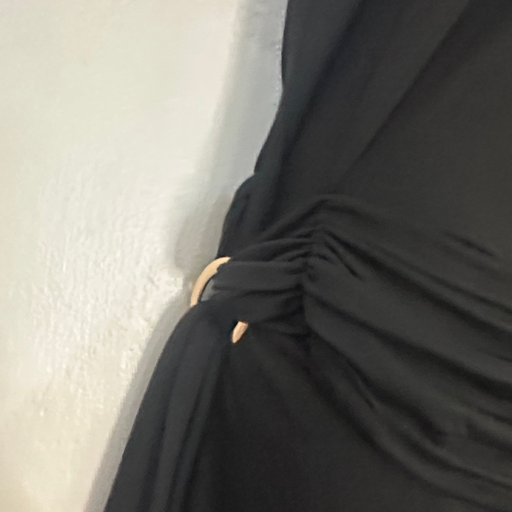 Elegant Black Maxi Dress - Picture 2 of 8